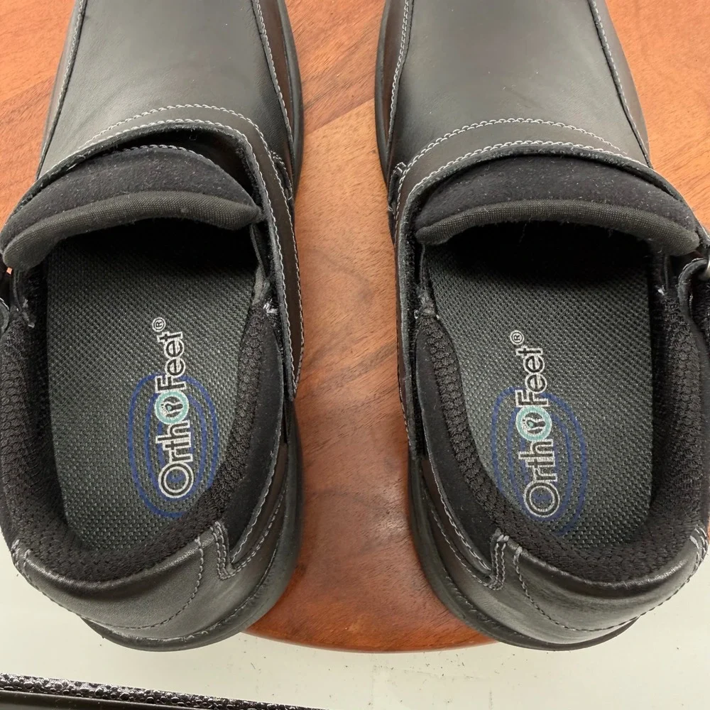 OrthoFeet 511 Mens Black Leather Hook and Loop Strap Walking Shoes 10 2E Wide